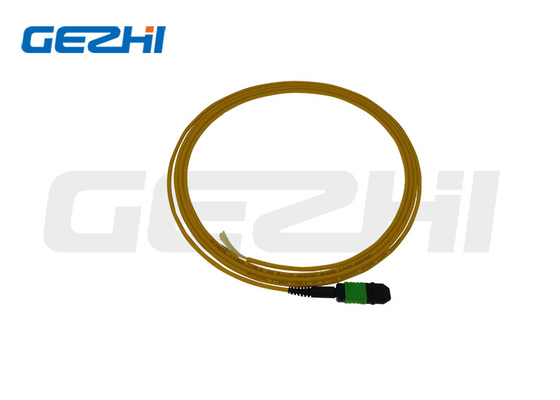 Patchcord światłowodowy LC OM3 / OM4 8/12 / 24F MPO / MTP Kurtka PVC / LSZH dla telekomunikacji