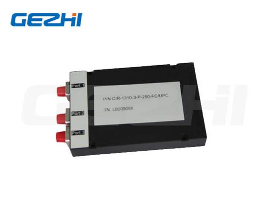 1310nm / 1550nm z trójportowym cyrkulatorem światłowodowym FC Flange Box